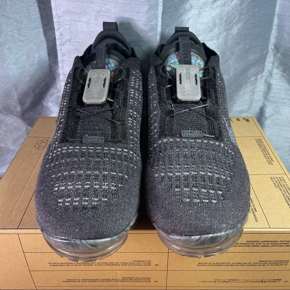 NEW Nike Air Vapormax 2020 Flyknit CJ6740-002 Size 11.5 - Picture 4 of 7